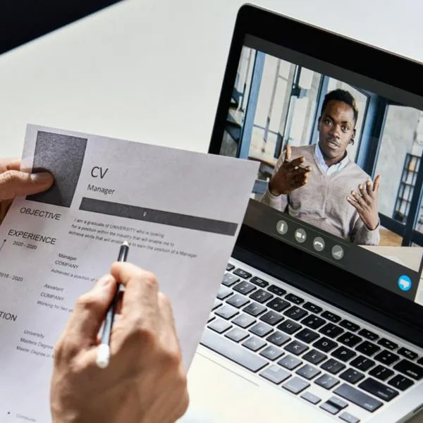 Cómo afrontar una entrevista de trabajo virtual y cómo responder a ella: detalles