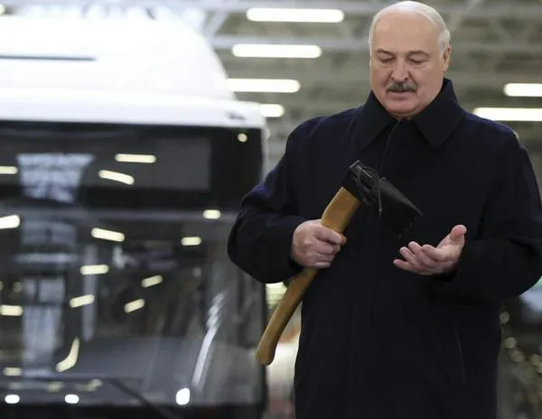 Envejecido, el presidente Lukashenko aspira este domingo a un séptimo mandato