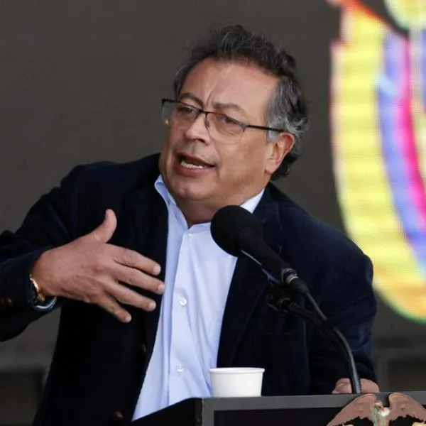 Gustavo Petro informó que hay 15.660 estadounidenses irregulares en Colombia