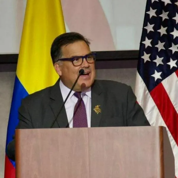 Revelan qué pasó con el embajador de EE. UU. Francisco Palmieri y por qué decidieron que saliera de Colombia. El presidente lo despedió. 