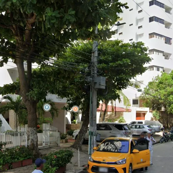 Tragedia en Cartagena: durante una pelea, hombre murió al caer de un edificio y una mujer quedó herida. Ella es una de las sospechosas. 