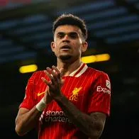 Luis Díaz recibió dura noticia en Liverpool: Arne Slot lo borró y hay polémica