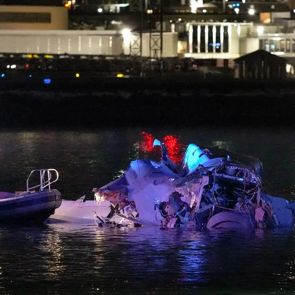 Accidente aéreo en Washington: audio de torre de control y charla con helicóptero y avión