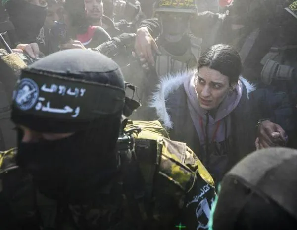 Netanyahu retrasa entrega de presos palestinos por ‘escenas chocantes’ en la liberación de rehenes