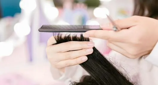 Mejores fechas de febrero para cortarse el cabello y depilarse, según fase lunar