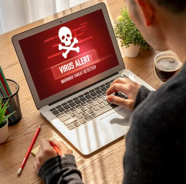 ¿Cómo quitar mensajes de virus en PC?