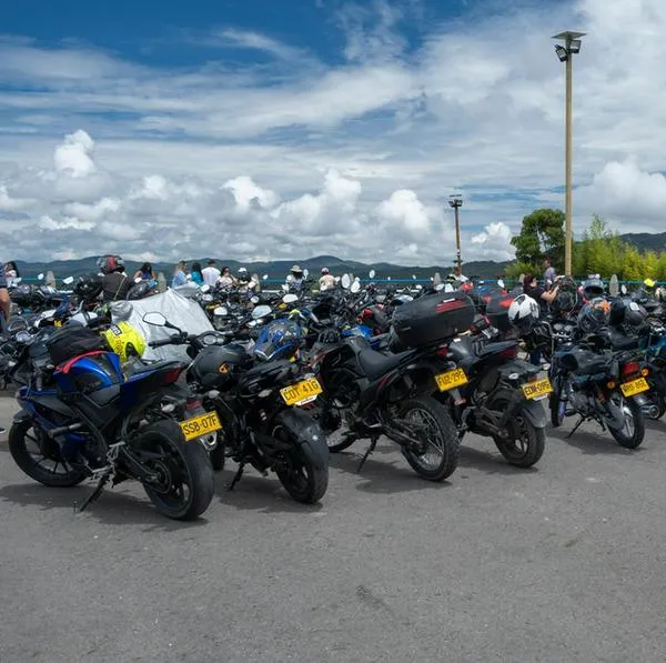 Multa por estar mal parquedo o estacionado en Colombia: cuánto es para motos
