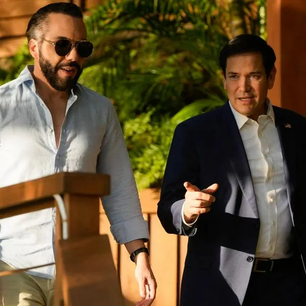 Nayib Bukele aceptó recibir deportados de Estados Unidos