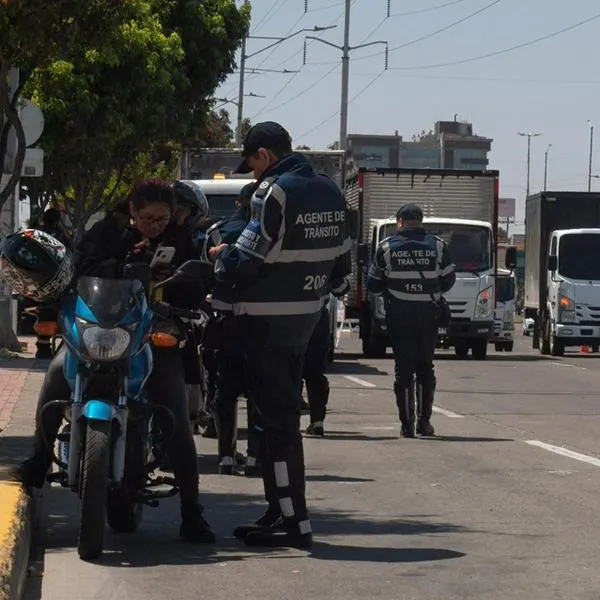 Control sobre los agentes de tránsito.