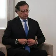 A Gustavo Petro le renunciaría Carlos Carrillo luego de consejo de ministros