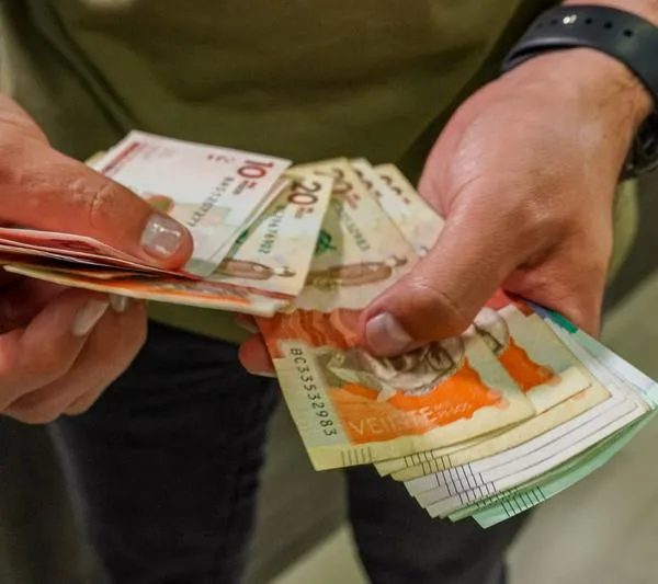 Cuánto deben pagar por el trabajo dominical en Colombia: ¿Cubre los festivos?