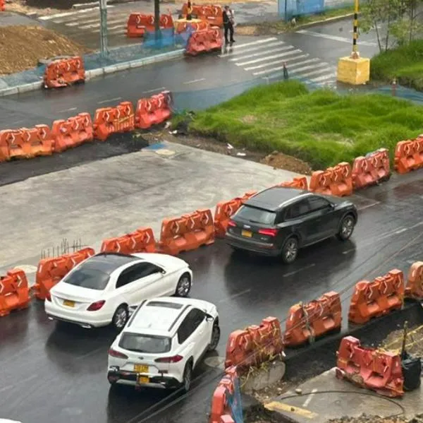 Aguacero en Bogotá hoy desata trancones este es el reporte del tráfico