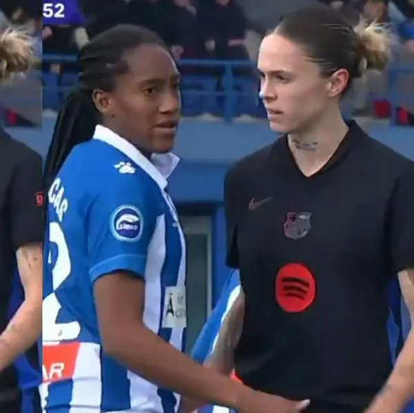 Jugadoras Daniela Caracas y Mapi León.
