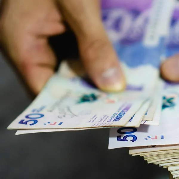 Carros en Colombia y trámite de $ 145.000 por el levantamiento de prenda