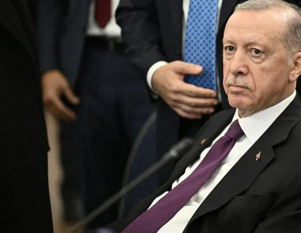 Erdogan arremete contra la oposición