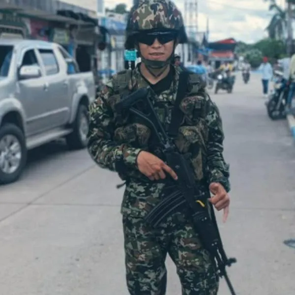 Alexis Contreras, soldado de 21 años que contrajo tuberculosis. Pidió permiso para ir al médico, no se lo concedieron y murió en Bucaramanga
