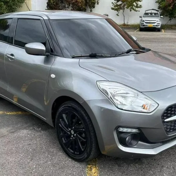 El carro híbrido más barato de Colombia es el Suzuki Swift y cuesta 55 millones usado. Pulzo explica cuáles son los tipos de vehículos híbridos. 