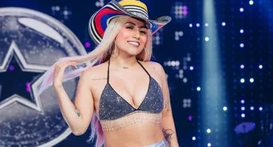 Quién imita a Karol G, de 'Yo me llamo' 2025 de Caracol TV: es Vivian Campos.