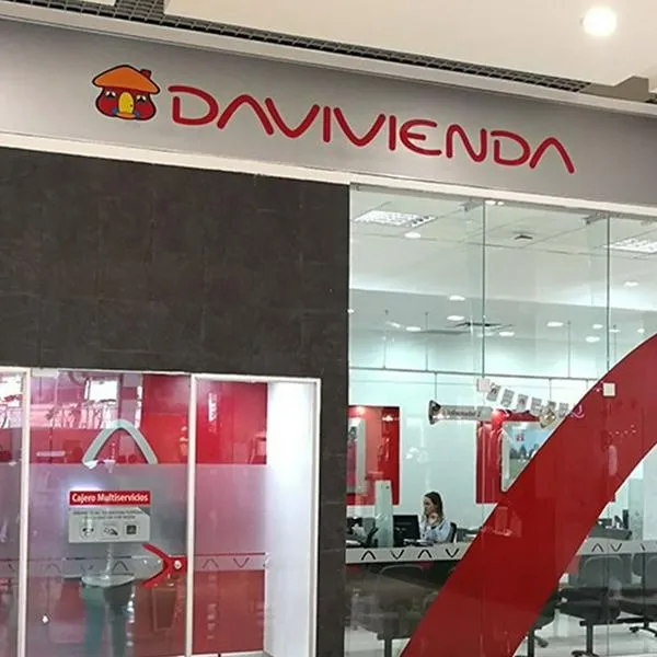 Davivienda con cobro de $ 15.000 al mes por cuenta de ahorro plan premier