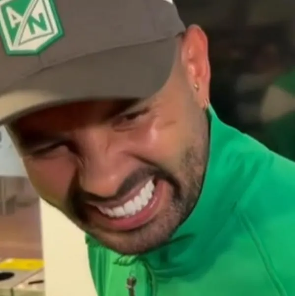 Edwin Cardona, de Nacional, reacciona a video peinado y mujeres en Santa Fe 2012