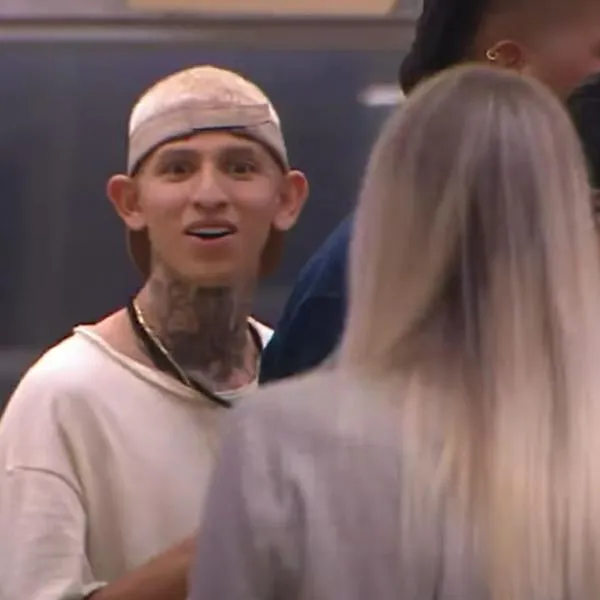 Dani Duke, novia de 'La liendra', reaccionó a coqueteó de él con 'La rusa'