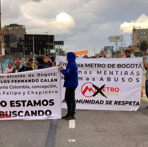 Armaron protesta en nueva obra que recién entregaron en la calle 72, en Bogotá. Decenas de comerciantes dicen que se sienten afectados por esta situación. 