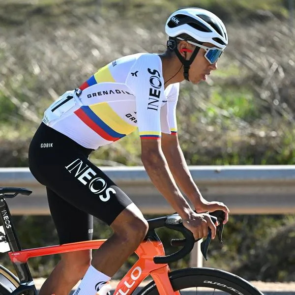 Egan Bernal hoy sufrió fractura de clavícula en la Clásica de Jaén