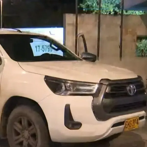 Tras robar camioneta, ladrones fueron capturados en Bogotá y uno de ellos usaba silla de ruedas