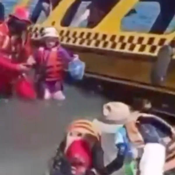 Lancha con turistas se hundió en El Rodadero (Santa Marta) y suspenden operación