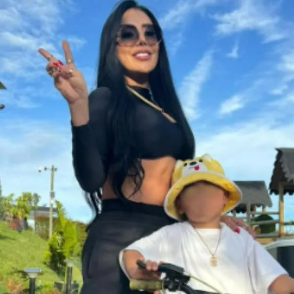 Hijo de Marcela Reyes visitó a DJ Exótic luego de casi dos meses en coma