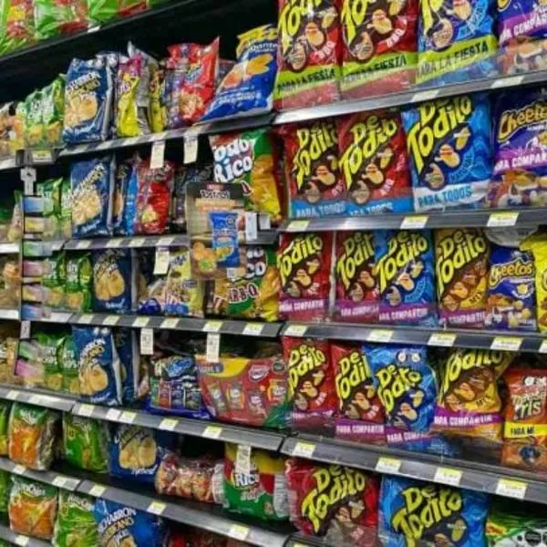 Dicen qué pasa con las papas, galletas, ponqués y más 'snacks' en tiendas de barrio en Colombia. Hay hábitos de consumo que han cambiado. 