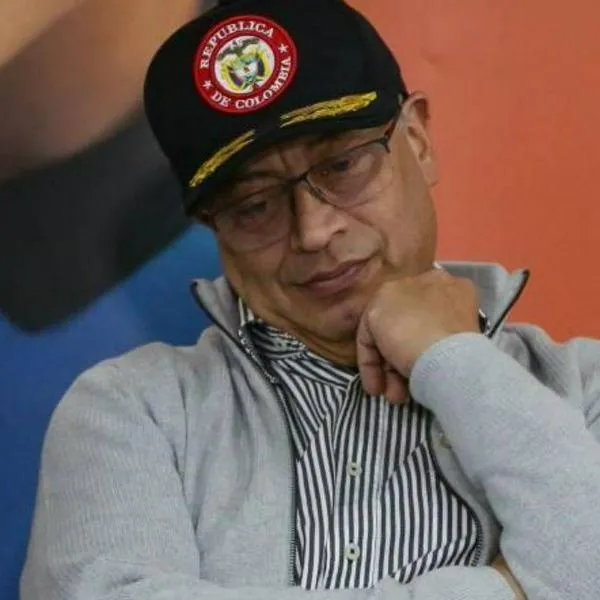 Bloomberg dice que la izquierda fracaso en Colombia por culpa de Gustavo Petro