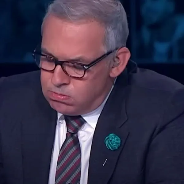César Escola estalla contra peligrosa estafa en Colombia y así los delató