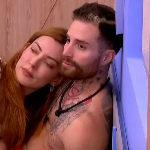 Norma Nivia y 'Peluche' se dan besos en 'La casa de los famosos' y en la cama