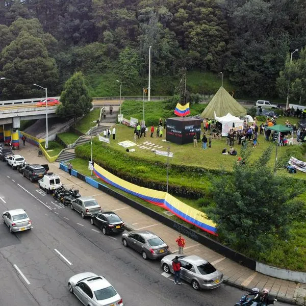 Piden juicio político contra el presidente Petro.