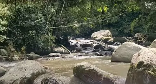 Cuál es el río más bonito de Cundinamarca, muy cerca de Bogotá y precio del bus