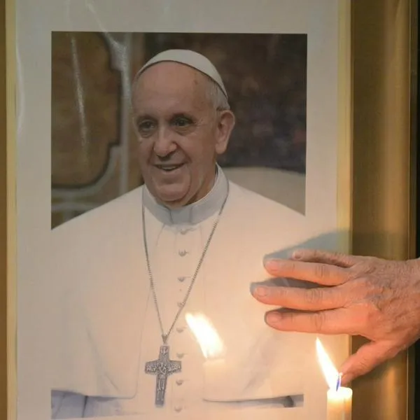 Papa Francisco tiene carta para renunciar a su cargo si su salud empeora
