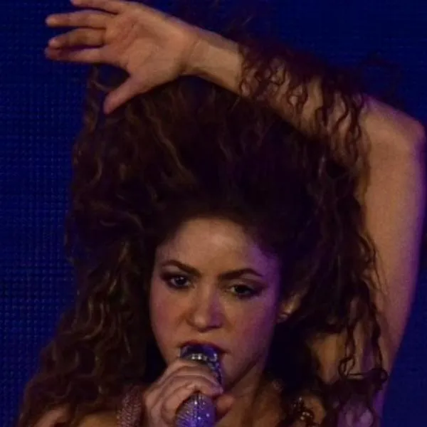 Shakira se disculpó por demoras  y falta de pantallas gigantes en concierto