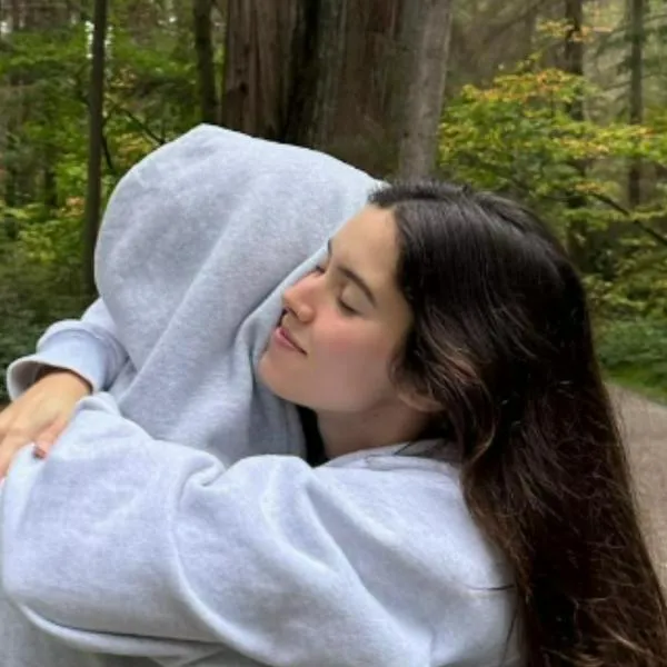 Paulina Vega, Miss Universo 2014, anunció que tiene una hija y presentó a esposo