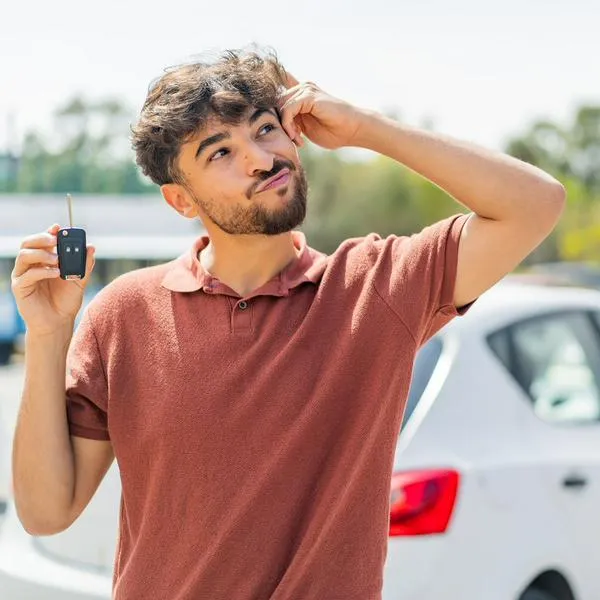 Lío para quienes sueñan con carro propio.