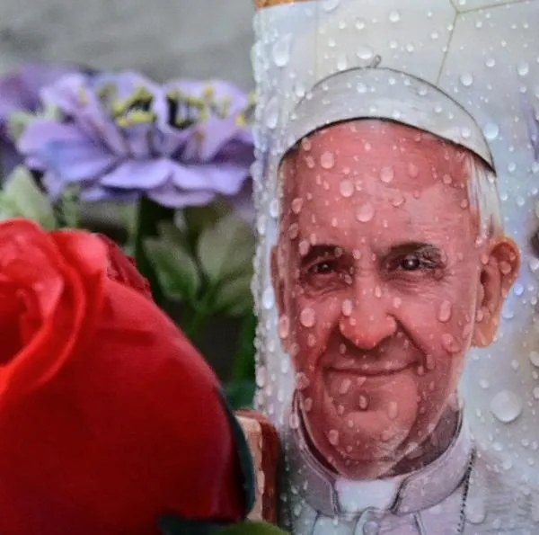 Cuál es la oración más poderosa para la salud: la preferida del Papa Francisco