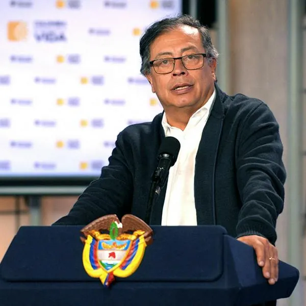 El presidente Gustavo Petro ya completa 50 ministros en dos años y medio de Gobierno Nacional. Con varios ha salido de pelea. 