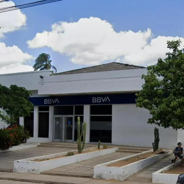 Policía fue asesinado al intentar frustrar robo en un banco: ladrones dispararon