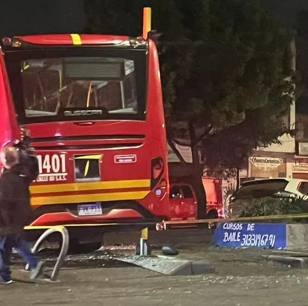 Dicen cómo está uno de los heridos por el accidente de Transmilenio en la calle 80: "Sufrió amputación". Hay 4 lesionados más. 