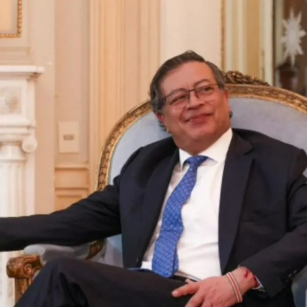 Petro viajó a Uruguay para posesión de Yamandú Orsi en Montevideo