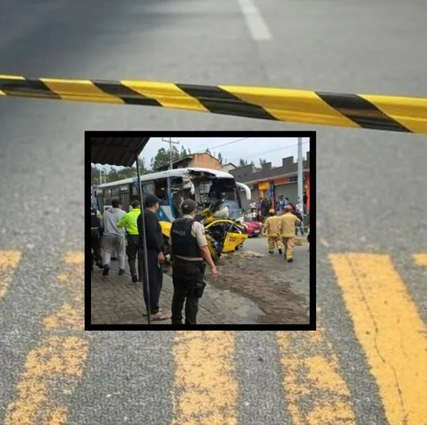3 muertos por aparatoso accidente de tránsito entre un bus, 9 carros y una moto