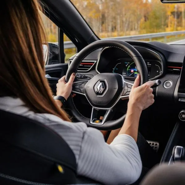 Cuál fue el carro más vendido en Colombia en febrero: Renault sorprendió