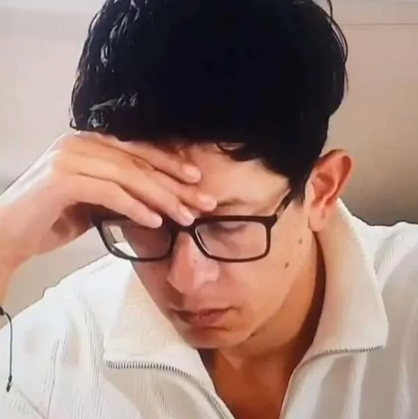 Foto de Daniel Rojas, quién se durmió en Consejo de Ministros de Petro, según usuarios por video viral