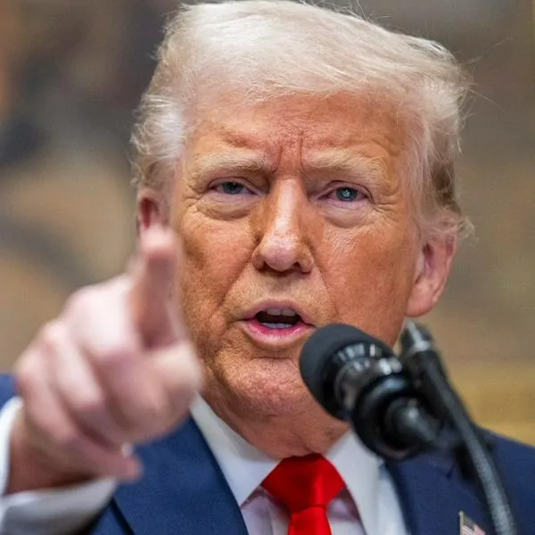 Trump critica ayuda económica de EE. UU. a Colombia: la califica de “despilfarro”