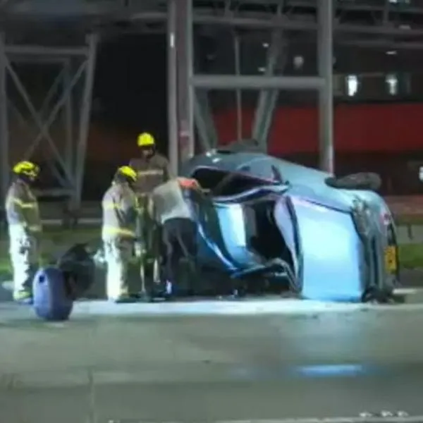 Accidente de tránsito deja herido en carrera 30, abajo de puente de Las Américas